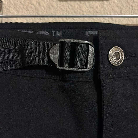 Gerry Men's Black Dressy Shorts size 40 - Picture 2 of 6